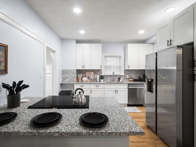 Photo - 2010 Chesterland Ave Unit ID1061091P