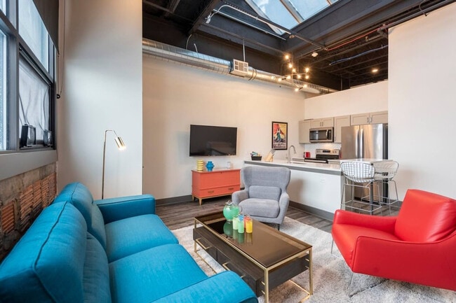 Building Photo - 350 East Ave Unit ID1094662P