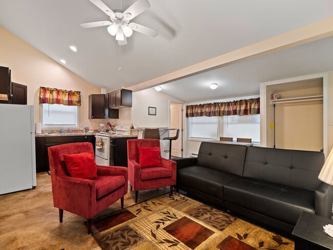Photo - 5736 Lake Rd E Unit SI ID1593877P