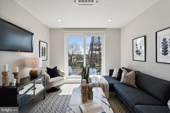 Photo - 3449 Scotts Ln Unit A202