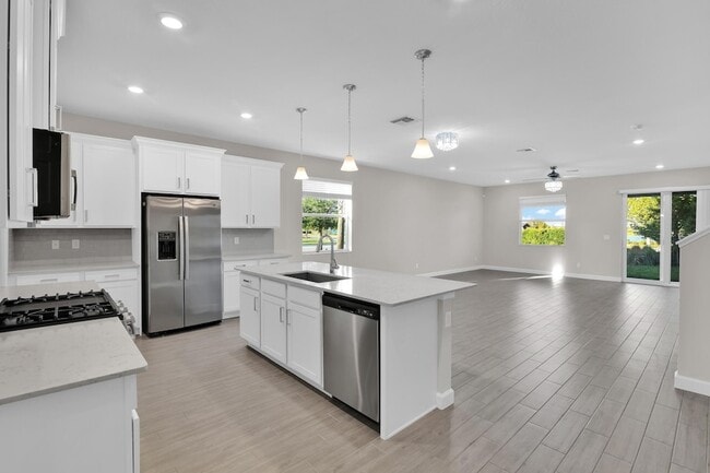 Photo - 1168 Sterling Pine Pl