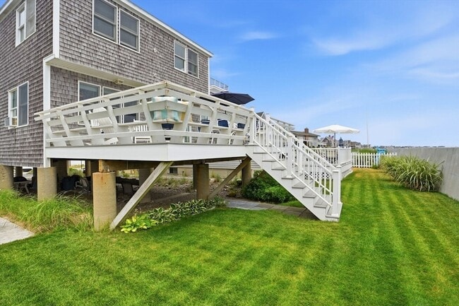Photo - 61 Ocean Rd N