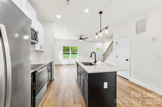 Photo - 2043 Green Oak Dr