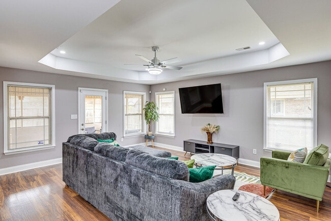 Photo - 123 Copeland Dr Unit SI ID1624515P