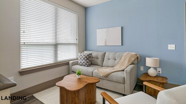 Building Photo - 155 Birdsall St Unit 235
