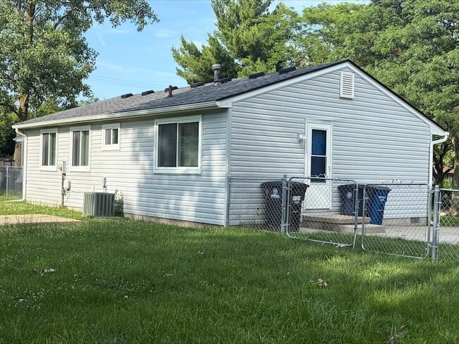 Photo - 15 Metroview Ct