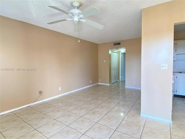Photo - 6289 Lear Dr Unit 306