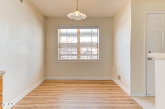 Photo - 906 Heritage Way Unit 906