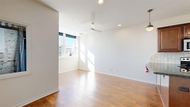 Photo - 206 N Main St Unit 123