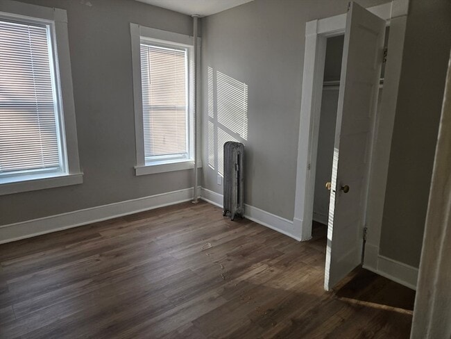 Photo - 529 Union St Unit 1r