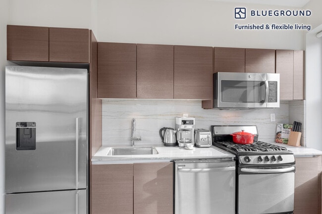 Photo - 10 Downing St Unit SI FL6-ID200