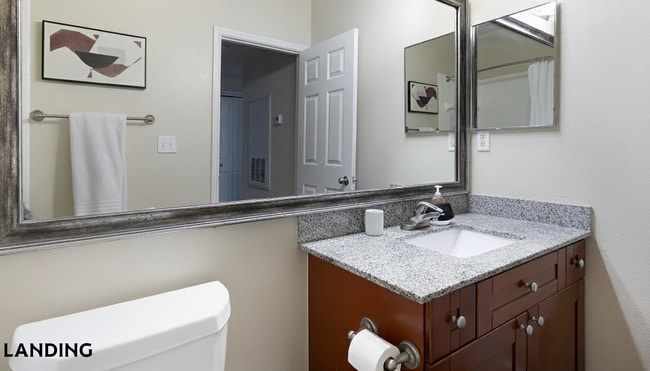 Photo - 901 Lakeside Cir Unit 3205