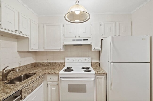 Photo - 209 Great Rd Unit C3