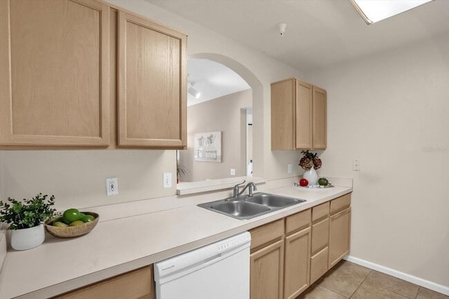 Photo - 3960 Southpointe Dr Unit 533