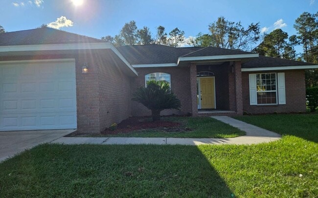 Building Photo - 122 SW Gerald Conner Dr