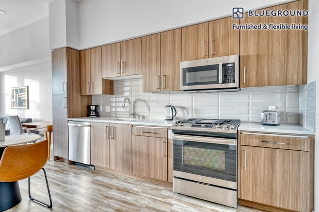 Photo - 1355 El Camino Real Unit FL7-ID918