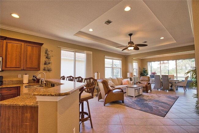 Photo - 482 Montelluna Dr