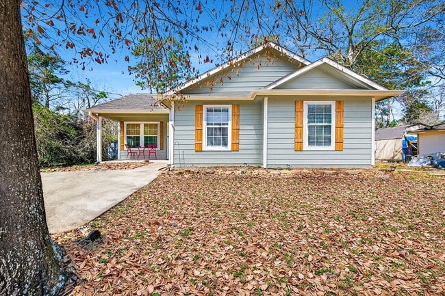 Building Photo - 10391 Royal Magnolia Dr
