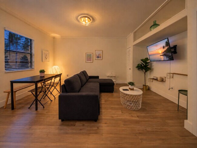 Photo - 237 38th St Unit SI ID1632656P