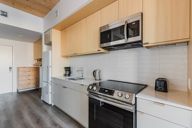 Photo - 154 Broadway Unit FL2-ID1107