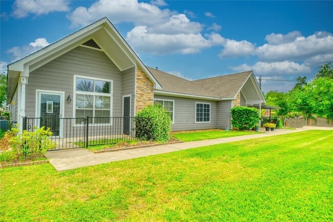 Photo - 770 Hunt Rd Unit 314