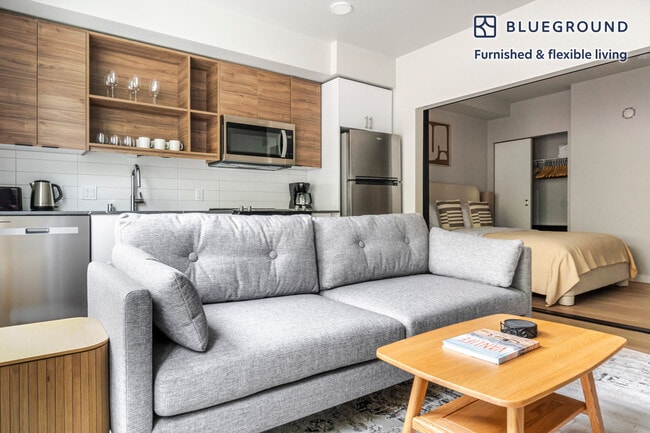 Photo - 2222 15th Ave W Unit SI FL2-ID937