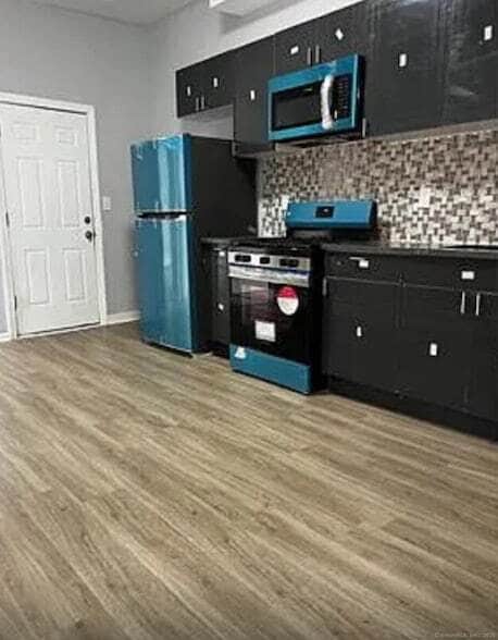 Building Photo - 422 E Main St