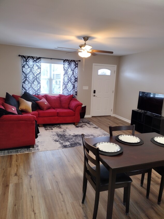 Floor Plan - 2BR/2BA