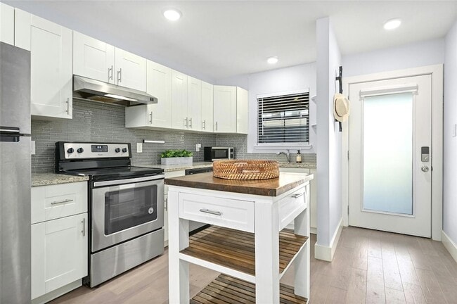 Photo - 909 Reinli St Unit 228