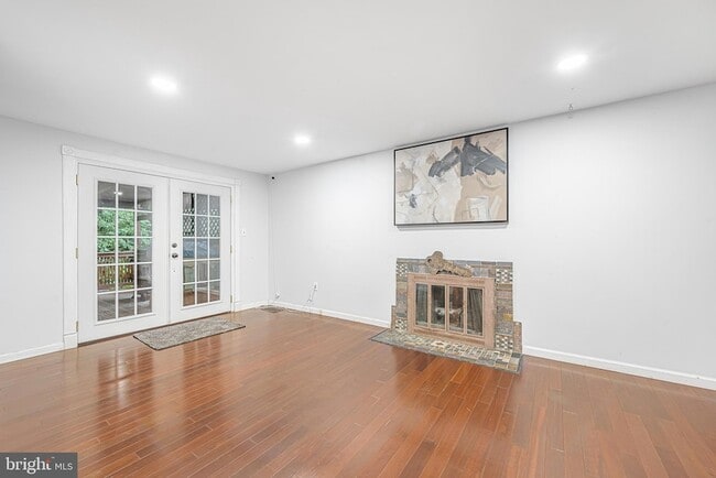 Photo - 25921 Largo Ct