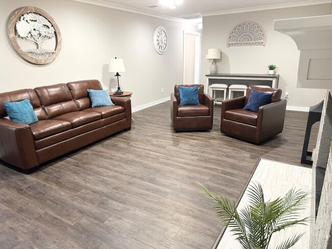 Building Photo - 1802 Carter Creek Pkwy Unit ID1328069P