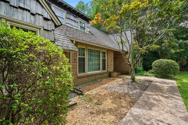 Photo - 6700 Middleboro Dr Unit ID1264179P