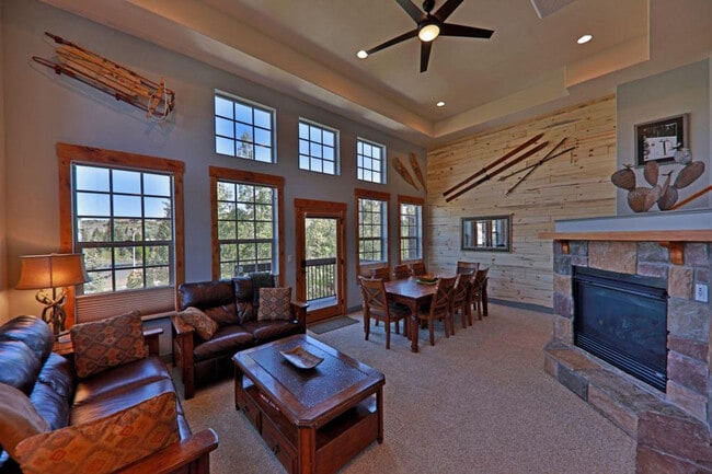 Building Photo - 707 Red Quill Wy Unit ID1269082P