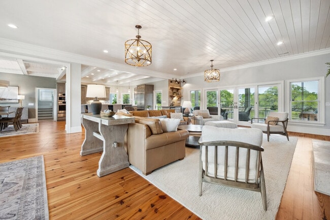 Photo - 297 Ocean Green Dr Unit ID1253469P