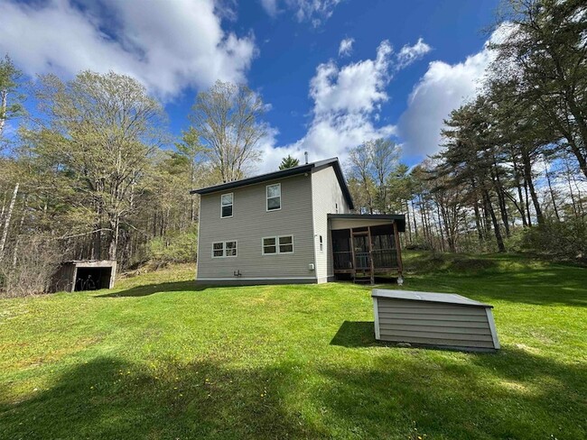 Photo - 1377 Old Depot Rd