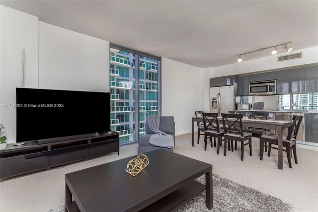 Photo - 31 SE 6th St Unit 1902