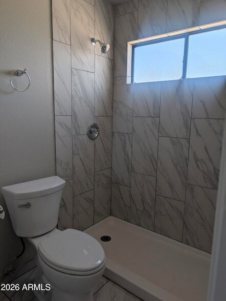 Photo - 820 W University Dr