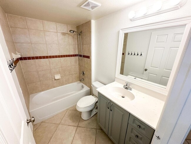 Photo - 6434 Emerald Dunes Dr Unit 203