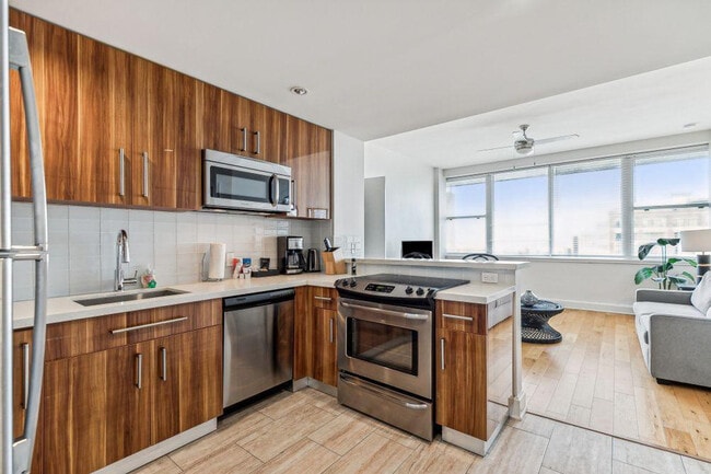 Photo - 925 Common St Unit ID1266879P