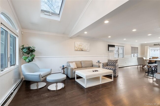 Photo - 6 Charles Pl