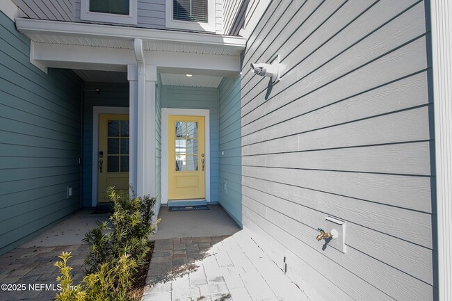 Photo - 259 Brandon Lks Dr