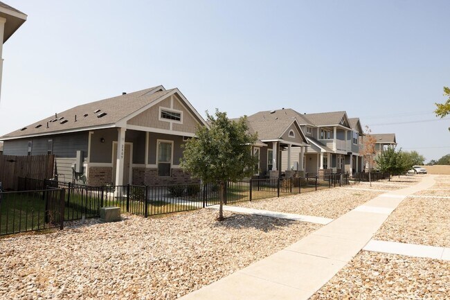 Photo - 2809 Seneca Path Unit 30