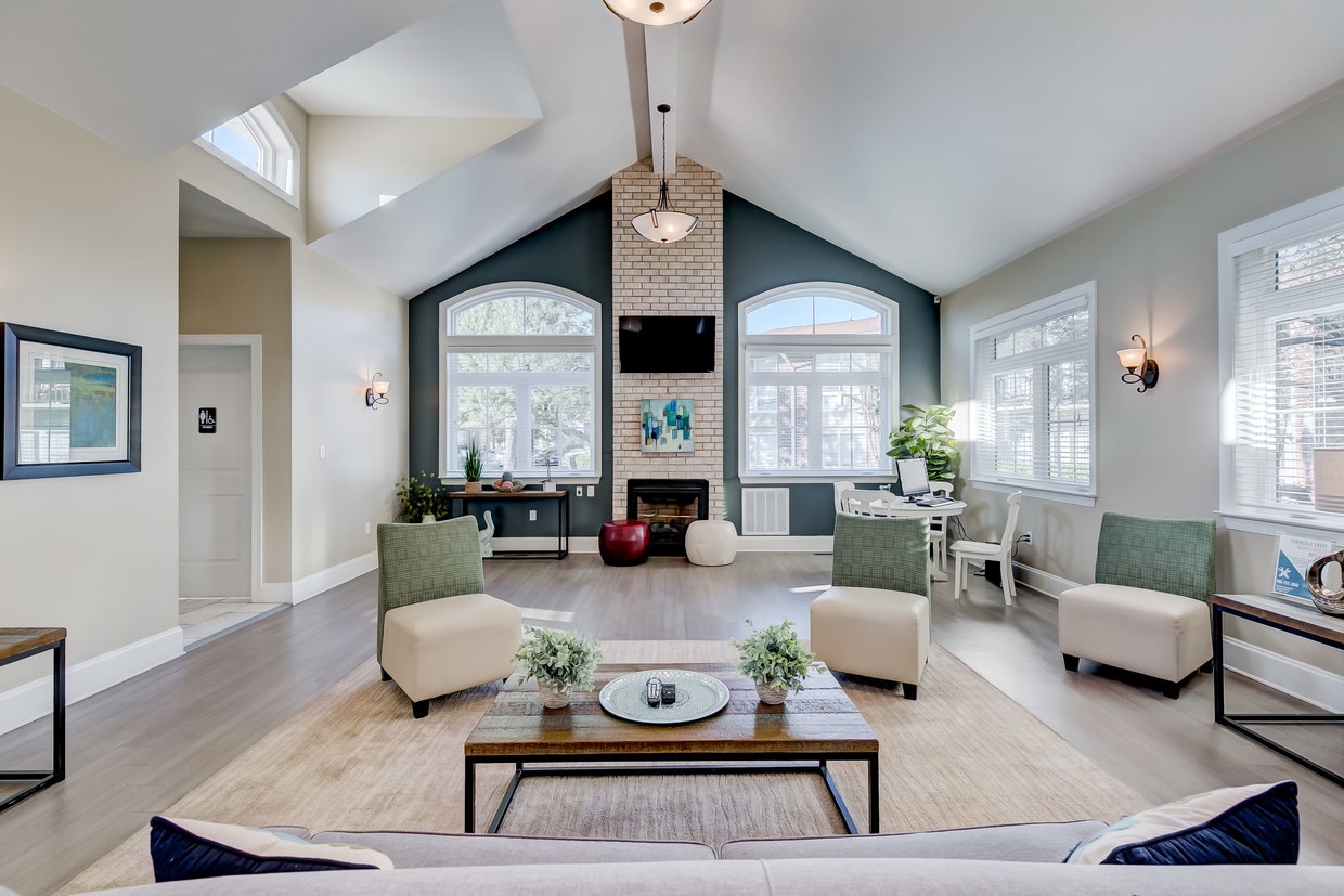 Floor Plan - Ash Renovated (+Den)