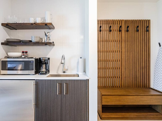 Photo - 1550 NW Naito Pkwy Unit ID1227749P