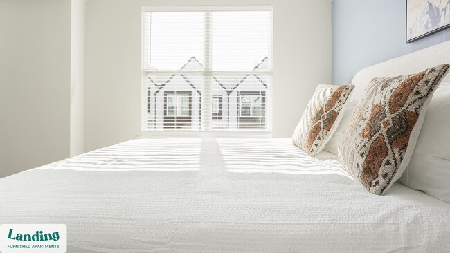 Photo - 3401 Redbud Ln Unit 3503