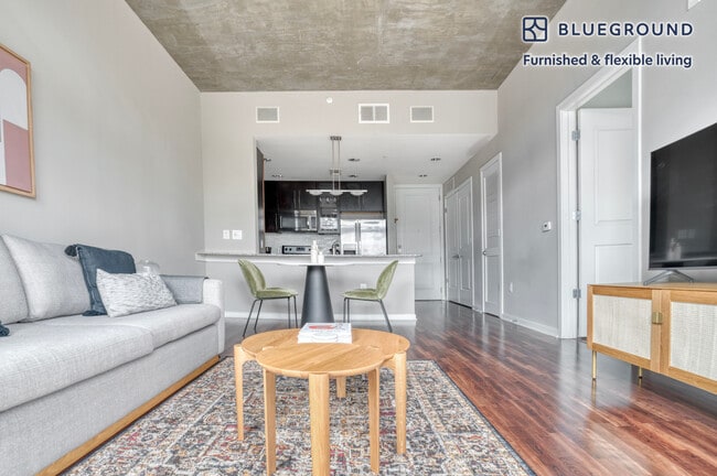 Photo - 1717 Toomey Rd Unit SI FL5-ID167