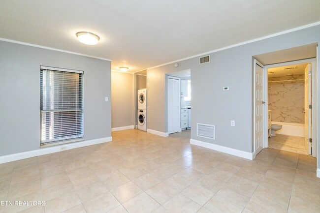 Photo - 431 Canberra Dr Unit 431