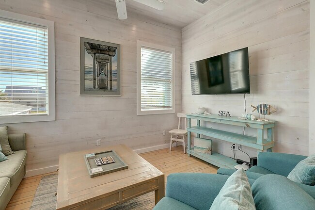 Photo - 1624 Eleventh Street-SI ID1023226P Unit SI ID1023226P