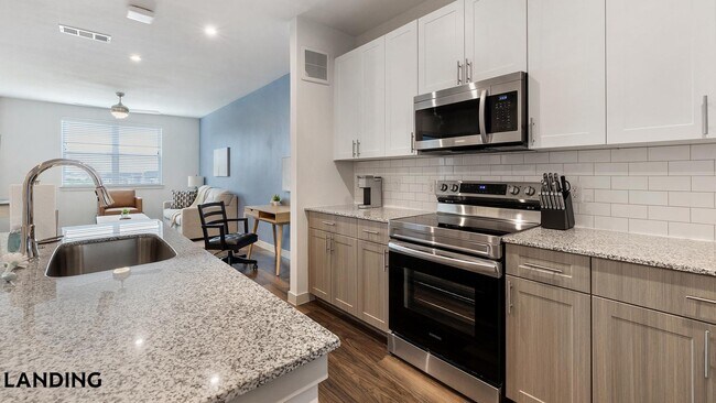 Photo - 255 Williamsburg Pkwy Unit D306