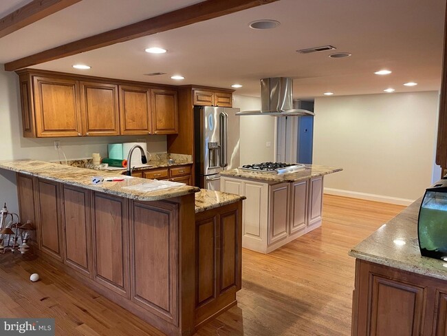 Photo - 6270 Davis Rd